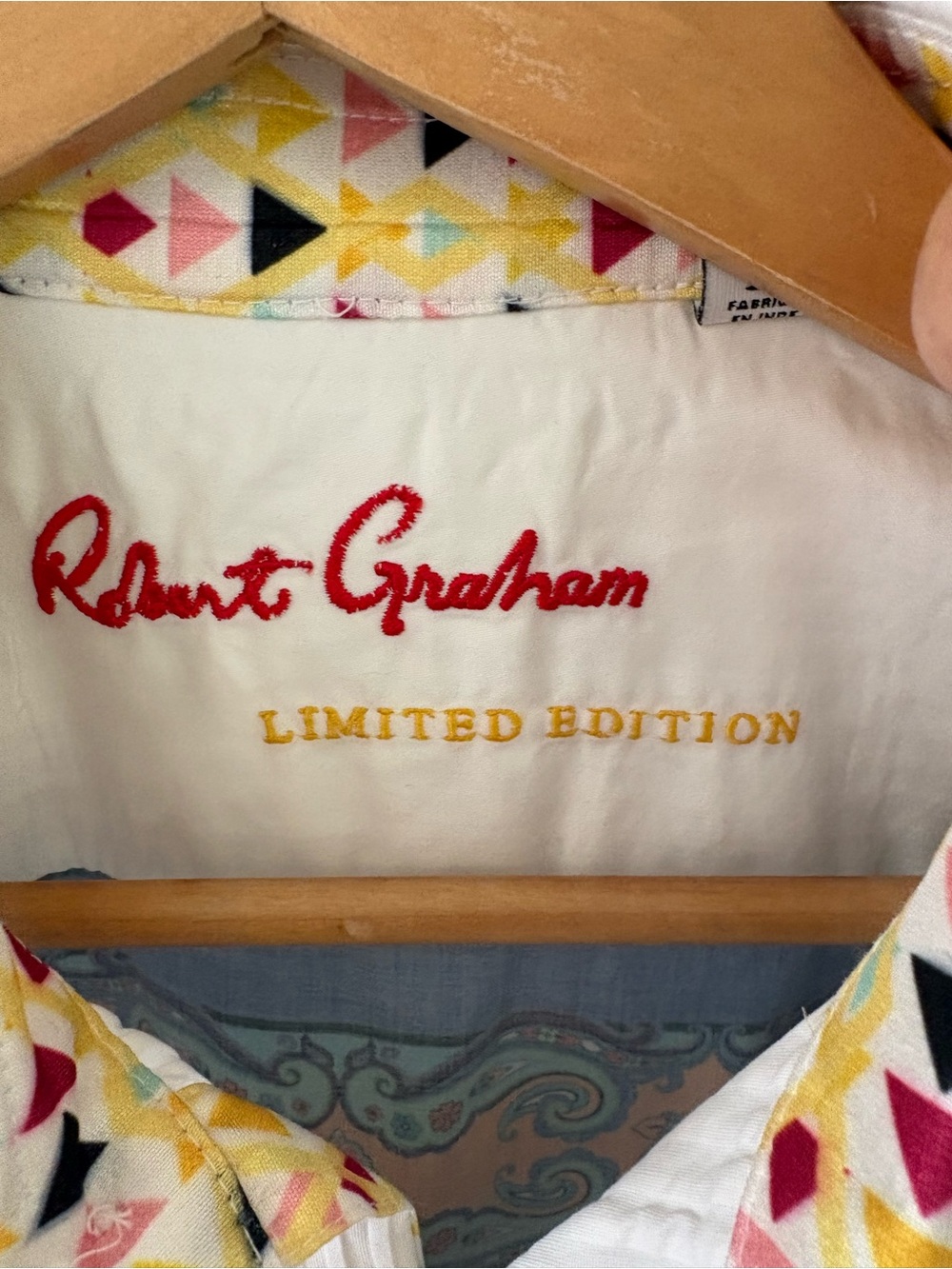 Robert Graham LIMITED EDITION
THE PLEIADES BUTTON DOWN SHIRT. Size XL. - Picture 5 of 17